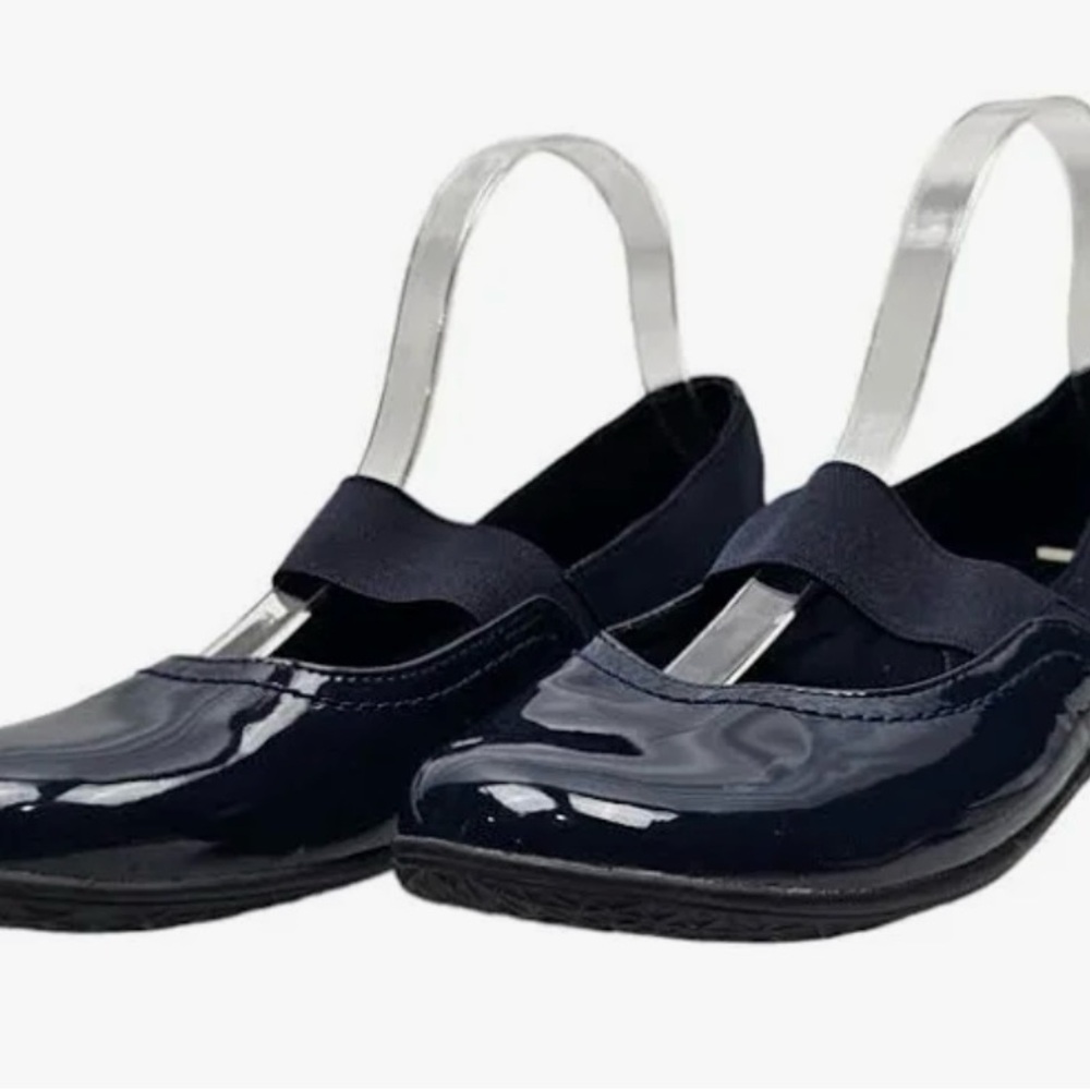 Laura Scott Blue Black Patent Leather Women's Shoes